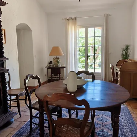 Villa Sanderling - A 3 Km De St-tropez - Climatisee Avec Piscine Privee *