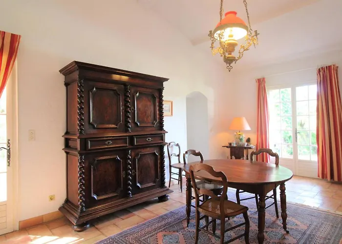 Sanderling - A 3 Km De St-tropez - Climatisée Avec Piscine Privée